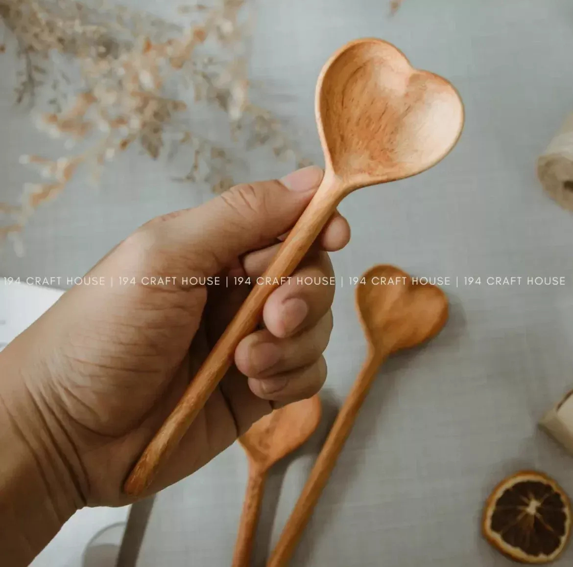 194 Craft House - Large Wooden Heart Shaped Spoon