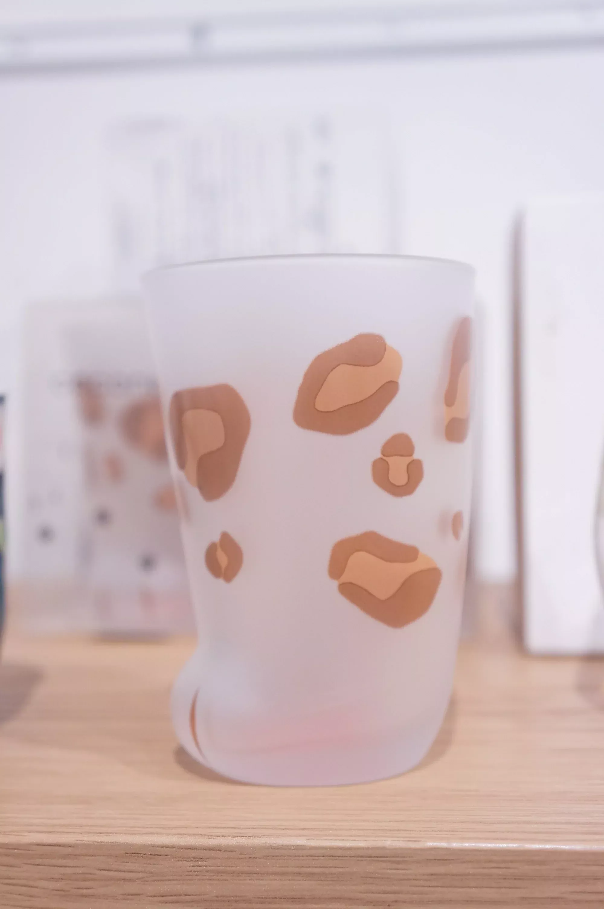 Coconeco | Frosted Paw Cup - Leopard