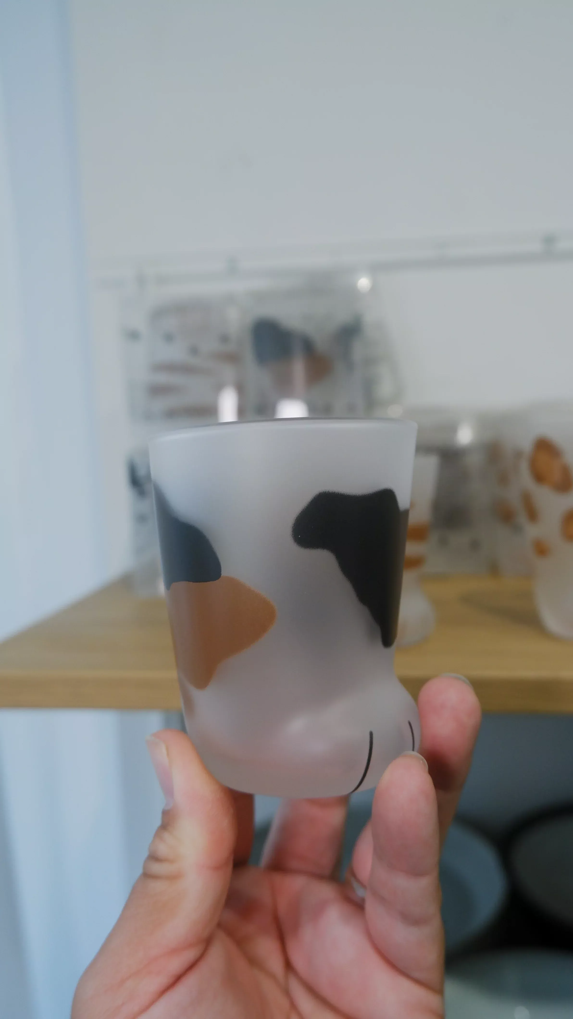 Coconeco | Frosted Paw Cup - Mike