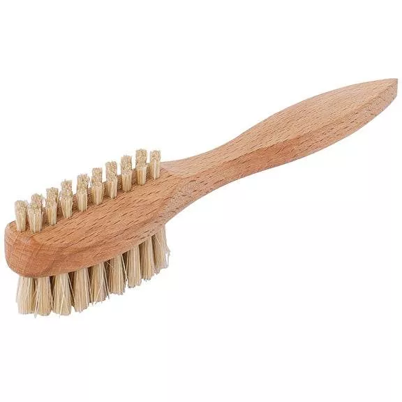 Nail Brush w. Grip